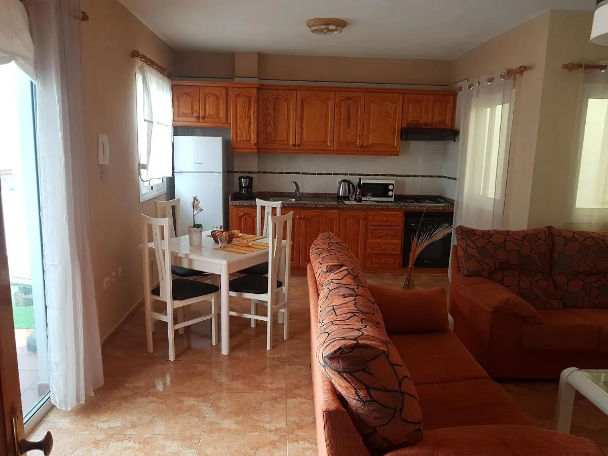 Apartamentos Las Salinas 2 Caleta de Interián