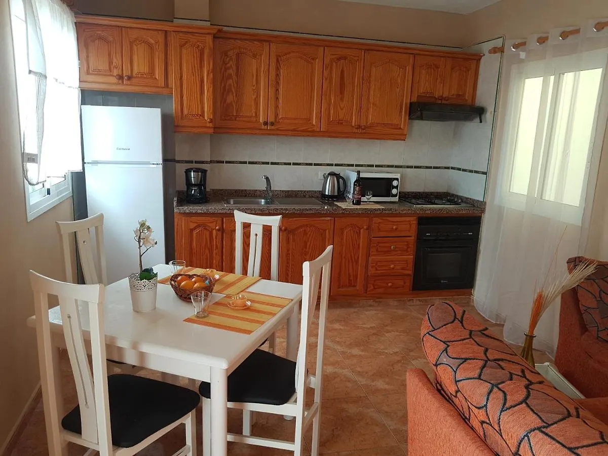 Caleta de Interián Apartamentos Las Salinas 2 ספרד